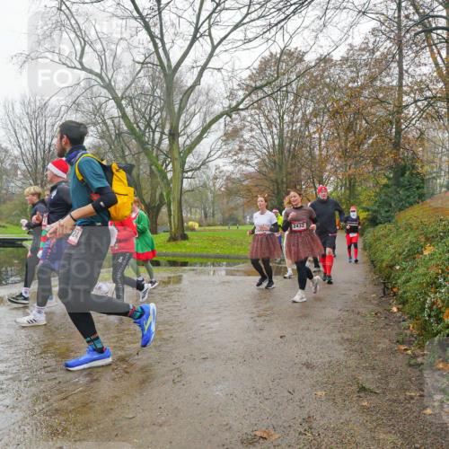 07.12.2025 - St. Pauli X-Mass-Run No. 15 Michael Burmester http://msf.ph/oto/9427736 07.12.2025 11:25:29 Laufen 2432 meine-sportfotos.de