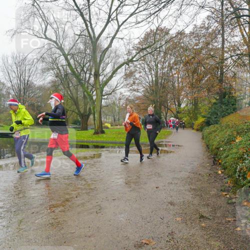 07.12.2025 - St. Pauli X-Mass-Run No. 15 Michael Burmester http://msf.ph/oto/9427749 07.12.2025 11:25:34 Laufen 2444 meine-sportfotos.de