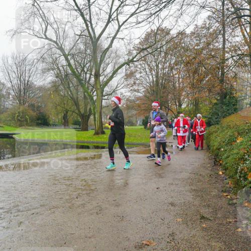 07.12.2025 - St. Pauli X-Mass-Run No. 15 Michael Burmester http://msf.ph/oto/9427765 07.12.2025 11:25:51 Laufen 620 meine-sportfotos.de