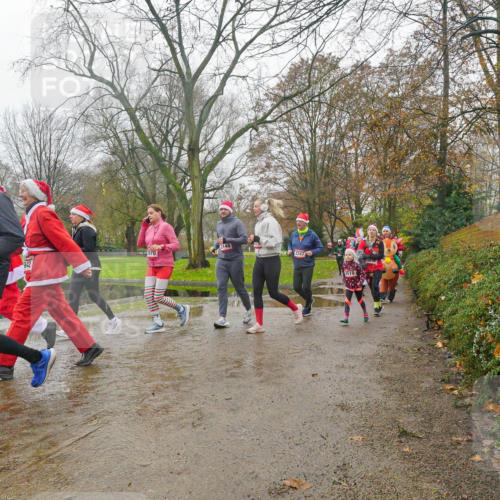 07.12.2025 - St. Pauli X-Mass-Run No. 15 Michael Burmester http://msf.ph/oto/9427773 07.12.2025 11:25:56 Laufen 842, 2970, 2148, 3247 meine-sportfotos.de