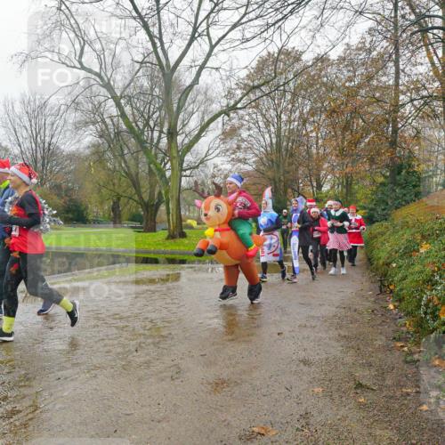07.12.2025 - St. Pauli X-Mass-Run No. 15 Michael Burmester http://msf.ph/oto/9427779 07.12.2025 11:25:58 Laufen  meine-sportfotos.de
