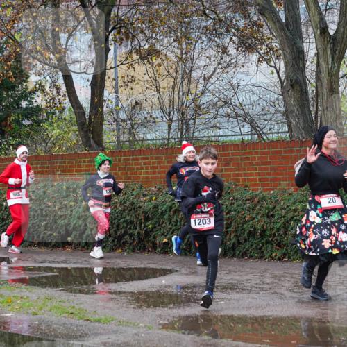 07.12.2025 - St. Pauli X-Mass-Run No. 15 Michael Burmester http://msf.ph/oto/9427784 07.12.2025 10:41:43 Laufen 985, 1203, 20, 25 meine-sportfotos.de