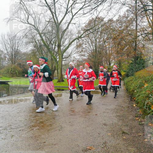 07.12.2025 - St. Pauli X-Mass-Run No. 15 Michael Burmester http://msf.ph/oto/9427785 07.12.2025 11:26:01 Laufen 2670, 31, 2585, 4184, 2203 meine-sportfotos.de