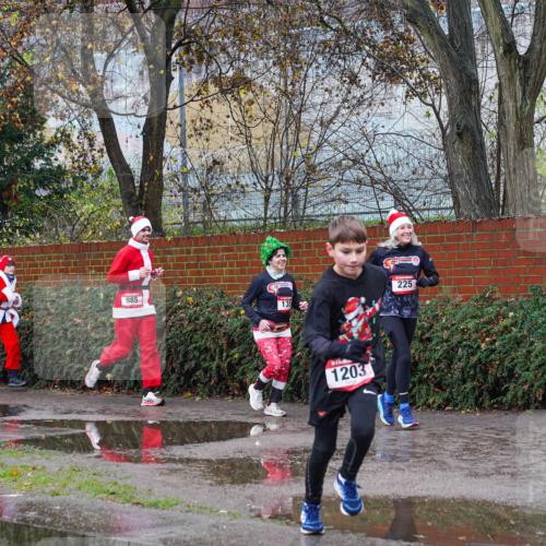07.12.2025 - St. Pauli X-Mass-Run No. 15 Michael Burmester http://msf.ph/oto/9427786 07.12.2025 10:41:44 Laufen 1482, 985, 135, 225, 1203, 2 meine-sportfotos.de
