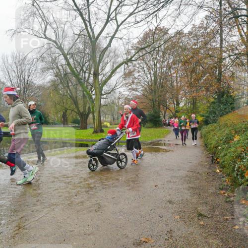 07.12.2025 - St. Pauli X-Mass-Run No. 15 Michael Burmester http://msf.ph/oto/9427794 07.12.2025 11:26:05 Laufen 4134, 1891 meine-sportfotos.de