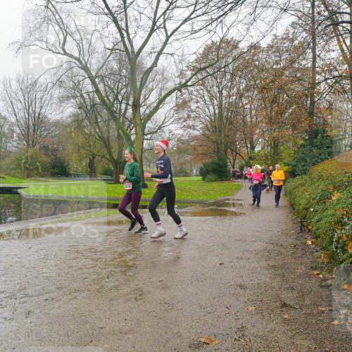 07.12.2025 - St. Pauli X-Mass-Run No. 15 Michael Burmester http://msf.ph/oto/9427798 07.12.2025 11:26:08 Laufen 3616 meine-sportfotos.de
