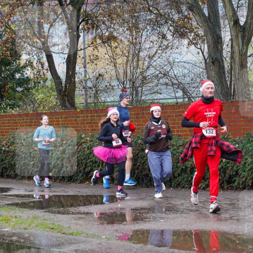 07.12.2025 - St. Pauli X-Mass-Run No. 15 Michael Burmester http://msf.ph/oto/9427805 07.12.2025 10:42:01 Laufen  meine-sportfotos.de
