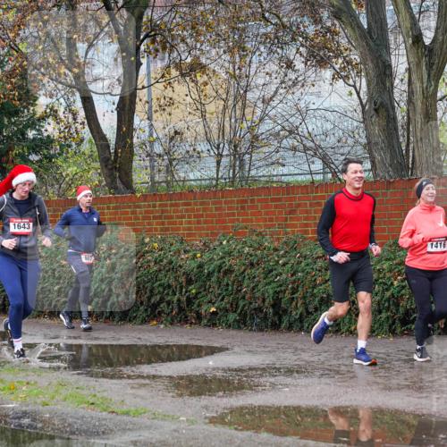 07.12.2025 - St. Pauli X-Mass-Run No. 15 Michael Burmester http://msf.ph/oto/9427820 07.12.2025 10:42:09 Laufen 1643, 907, 1416 meine-sportfotos.de