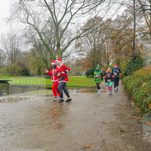 07.12.2025 - St. Pauli X-Mass-Run No. 15 Michael Burmester http://msf.ph/oto/9427832 07.12.2025 11:26:38 Laufen 3355 meine-sportfotos.de