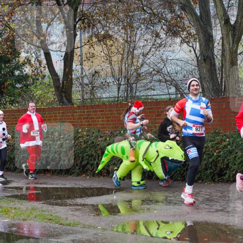 07.12.2025 - St. Pauli X-Mass-Run No. 15 Michael Burmester http://msf.ph/oto/9427844 07.12.2025 10:42:32 Laufen 924, 973, 927 meine-sportfotos.de