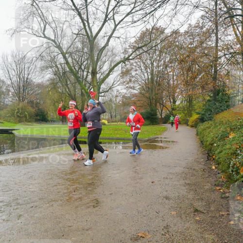 07.12.2025 - St. Pauli X-Mass-Run No. 15 Michael Burmester http://msf.ph/oto/9427845 07.12.2025 11:26:47 Laufen 2598 meine-sportfotos.de