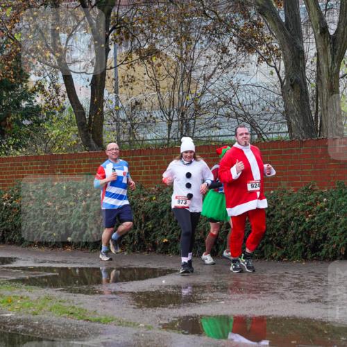 07.12.2025 - St. Pauli X-Mass-Run No. 15 Michael Burmester http://msf.ph/oto/9427849 07.12.2025 10:42:34 Laufen 973, 924 meine-sportfotos.de