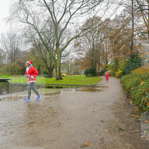 07.12.2025 - St. Pauli X-Mass-Run No. 15 Michael Burmester http://msf.ph/oto/9427850 07.12.2025 11:26:49 Laufen  meine-sportfotos.de