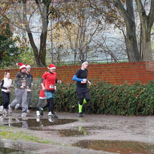 07.12.2025 - St. Pauli X-Mass-Run No. 15 Michael Burmester http://msf.ph/oto/9427854 07.12.2025 10:42:41 Laufen 151, 1102, 216, 222, 215, 00 meine-sportfotos.de