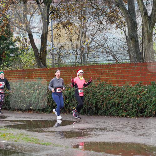 07.12.2025 - St. Pauli X-Mass-Run No. 15 Michael Burmester http://msf.ph/oto/9427865 07.12.2025 10:42:47 Laufen 1668, 1670, 298, 300 meine-sportfotos.de