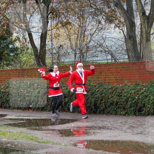 07.12.2025 - St. Pauli X-Mass-Run No. 15 Michael Burmester http://msf.ph/oto/9427872 07.12.2025 10:42:53 Laufen 602, 612 meine-sportfotos.de