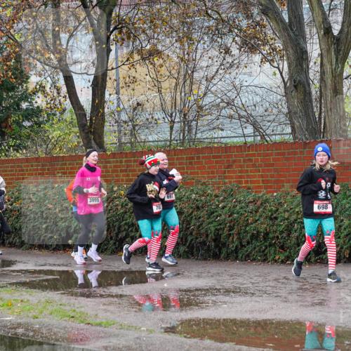 07.12.2025 - St. Pauli X-Mass-Run No. 15 Michael Burmester http://msf.ph/oto/9427882 07.12.2025 10:43:05 Laufen 4000, 3999, 702, 691, 698 meine-sportfotos.de