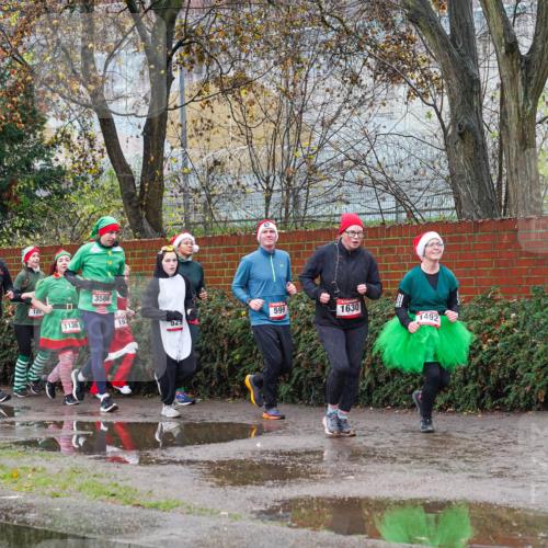 07.12.2025 - St. Pauli X-Mass-Run No. 15 Michael Burmester http://msf.ph/oto/9427916 07.12.2025 10:43:25 Laufen 599, 1630 meine-sportfotos.de