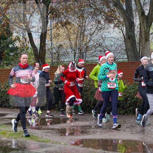 07.12.2025 - St. Pauli X-Mass-Run No. 15 Michael Burmester http://msf.ph/oto/9427929 07.12.2025 10:43:30 Laufen 1063, 1557, 1403, 286, 542, 40, 39, 5, 140 meine-sportfotos.de