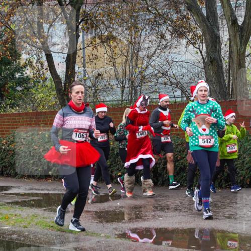 07.12.2025 - St. Pauli X-Mass-Run No. 15 Michael Burmester http://msf.ph/oto/9427931 07.12.2025 10:43:30 Laufen 1615, 1063, 1551, 1403, 286, 542, 39, 403, 1140, 103, 80 meine-sportfotos.de