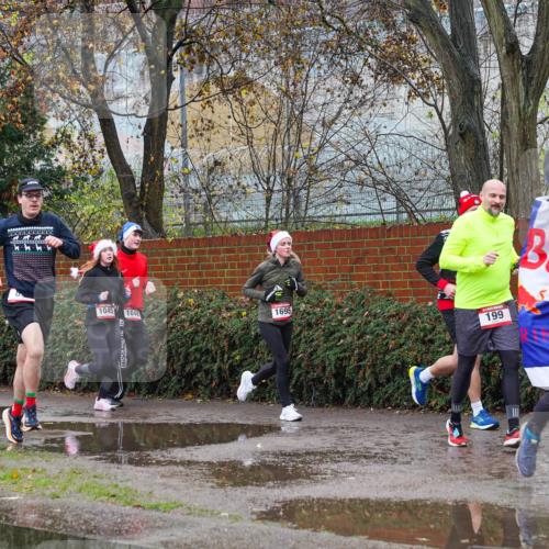 07.12.2025 - St. Pauli X-Mass-Run No. 15 Michael Burmester http://msf.ph/oto/9427945 07.12.2025 10:43:37 Laufen 1462, 4, 4, 4, 4, 1045, 1048, 1695, 199 meine-sportfotos.de