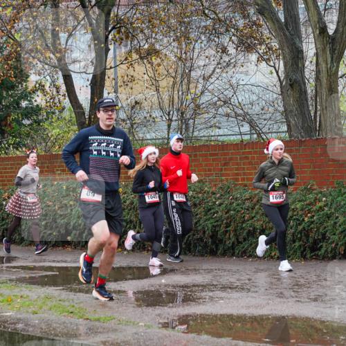 07.12.2025 - St. Pauli X-Mass-Run No. 15 Michael Burmester http://msf.ph/oto/9427947 07.12.2025 10:43:38 Laufen 1469, 89, 1045, 1048, 1695, 199 meine-sportfotos.de