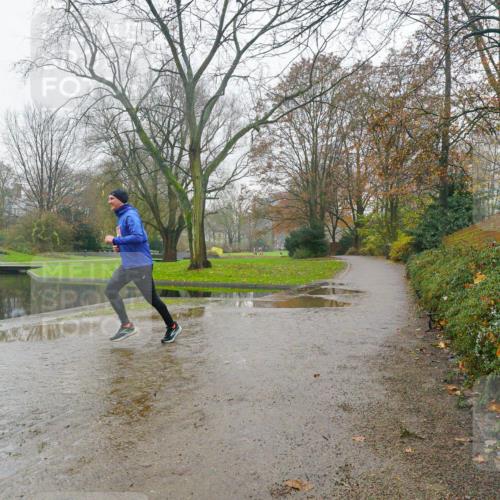 07.12.2025 - St. Pauli X-Mass-Run No. 15 Michael Burmester http://msf.ph/oto/9427985 07.12.2025 11:37:59 Laufen  meine-sportfotos.de