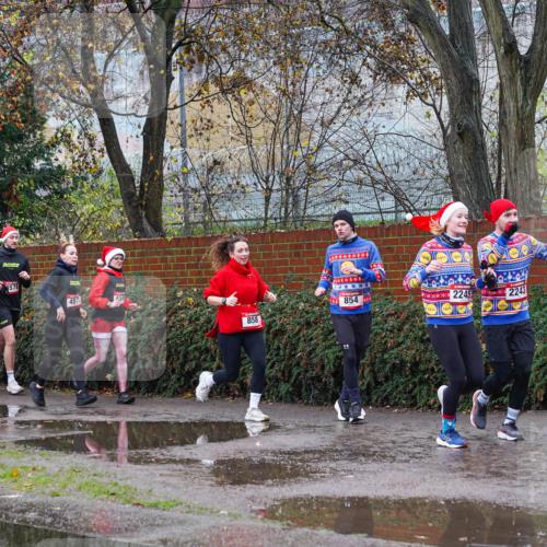 07.12.2025 - St. Pauli X-Mass-Run No. 15 Michael Burmester http://msf.ph/oto/9427989 07.12.2025 10:44:22 Laufen 4565, 578, 457, 854, 2245, 2243, 858 meine-sportfotos.de
