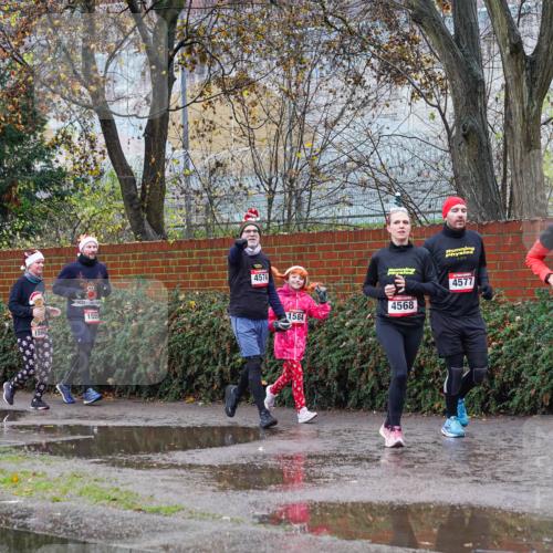 07.12.2025 - St. Pauli X-Mass-Run No. 15 Michael Burmester http://msf.ph/oto/9428004 07.12.2025 10:44:28 Laufen 1559, 4574, 4577, 456, 4566, 4568, 1584 meine-sportfotos.de