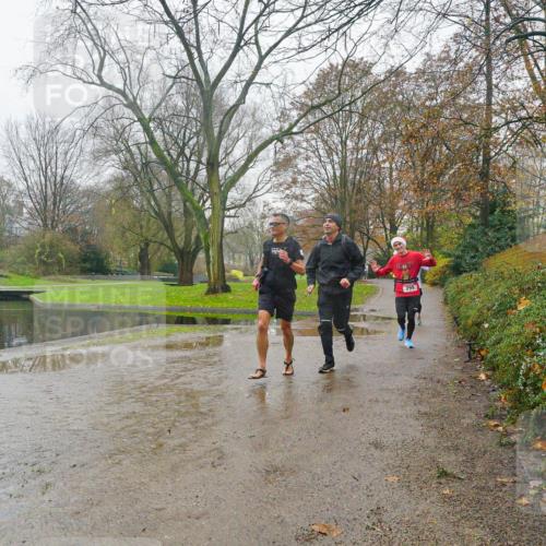 07.12.2025 - St. Pauli X-Mass-Run No. 15 Michael Burmester http://msf.ph/oto/9428006 07.12.2025 11:38:39 Laufen 299 meine-sportfotos.de
