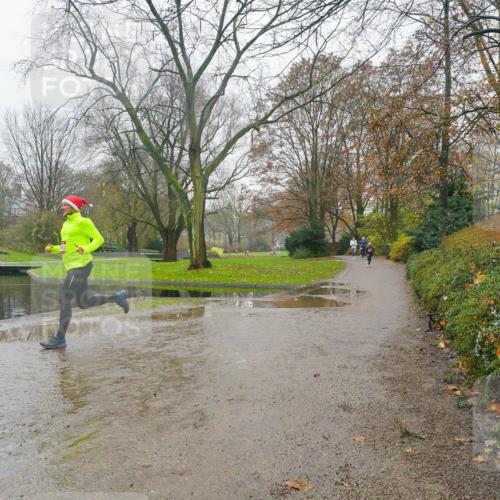 07.12.2025 - St. Pauli X-Mass-Run No. 15 Michael Burmester http://msf.ph/oto/9428017 07.12.2025 11:38:44 Laufen  meine-sportfotos.de