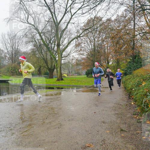 07.12.2025 - St. Pauli X-Mass-Run No. 15 Michael Burmester http://msf.ph/oto/9428032 07.12.2025 11:39:19 Laufen  meine-sportfotos.de