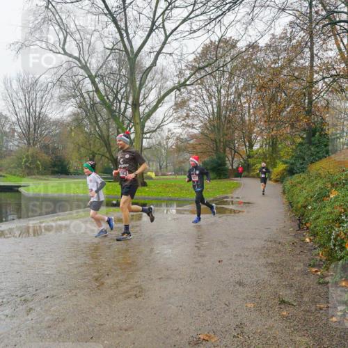 07.12.2025 - St. Pauli X-Mass-Run No. 15 Michael Burmester http://msf.ph/oto/9428043 07.12.2025 11:39:24 Laufen 1923 meine-sportfotos.de