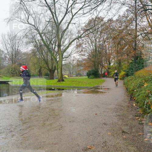 07.12.2025 - St. Pauli X-Mass-Run No. 15 Michael Burmester http://msf.ph/oto/9428046 07.12.2025 11:39:25 Laufen  meine-sportfotos.de