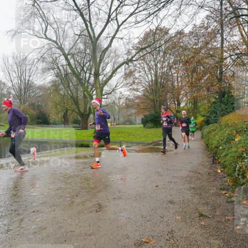 07.12.2025 - St. Pauli X-Mass-Run No. 15 Michael Burmester http://msf.ph/oto/9428054 07.12.2025 11:39:42 Laufen 131 meine-sportfotos.de