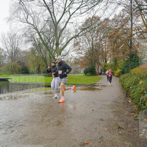 07.12.2025 - St. Pauli X-Mass-Run No. 15 Michael Burmester http://msf.ph/oto/9428065 07.12.2025 11:39:50 Laufen 2929 meine-sportfotos.de