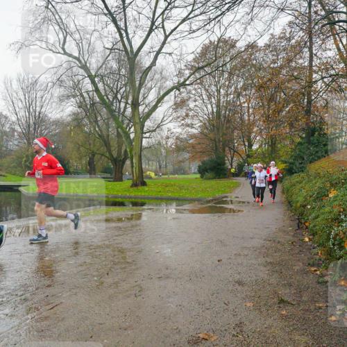 07.12.2025 - St. Pauli X-Mass-Run No. 15 Michael Burmester http://msf.ph/oto/9428077 07.12.2025 11:40:06 Laufen  meine-sportfotos.de