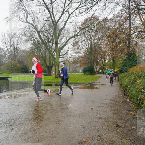 07.12.2025 - St. Pauli X-Mass-Run No. 15 Michael Burmester http://msf.ph/oto/9428082 07.12.2025 11:40:10 Laufen  meine-sportfotos.de