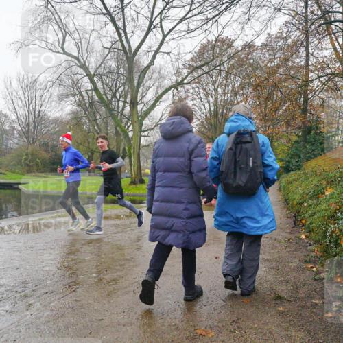 07.12.2025 - St. Pauli X-Mass-Run No. 15 Michael Burmester http://msf.ph/oto/9428090 07.12.2025 11:40:15 Laufen 12 meine-sportfotos.de