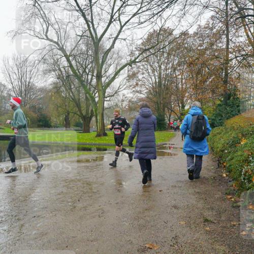 07.12.2025 - St. Pauli X-Mass-Run No. 15 Michael Burmester http://msf.ph/oto/9428095 07.12.2025 11:40:17 Laufen 2741 meine-sportfotos.de