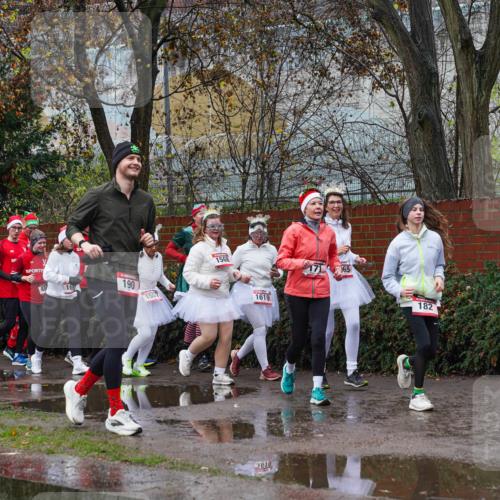 07.12.2025 - St. Pauli X-Mass-Run No. 15 Michael Burmester http://msf.ph/oto/9428099 07.12.2025 10:45:23 Laufen 4581, 4582, 190, 1557, 1568, 1619, 17165, 182, 313 meine-sportfotos.de