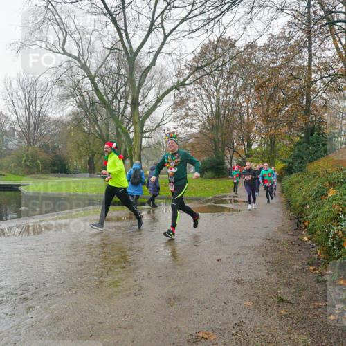 07.12.2025 - St. Pauli X-Mass-Run No. 15 Michael Burmester http://msf.ph/oto/9428105 07.12.2025 11:40:23 Laufen  meine-sportfotos.de