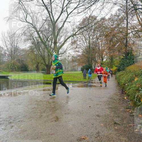 07.12.2025 - St. Pauli X-Mass-Run No. 15 Michael Burmester http://msf.ph/oto/9428124 07.12.2025 11:40:33 Laufen 4244 meine-sportfotos.de