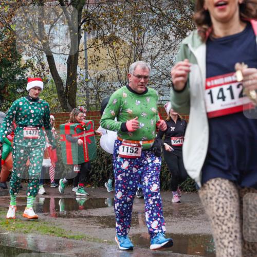 07.12.2025 - St. Pauli X-Mass-Run No. 15 Michael Burmester http://msf.ph/oto/9428130 07.12.2025 10:45:33 Laufen 1440, 13, 1464, 1477, 138, 1152, 1641, 1412 meine-sportfotos.de