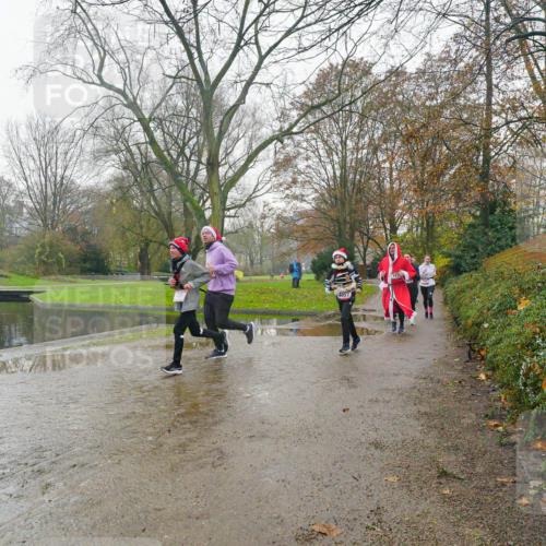 07.12.2025 - St. Pauli X-Mass-Run No. 15 Michael Burmester http://msf.ph/oto/9428142 07.12.2025 11:40:44 Laufen  meine-sportfotos.de