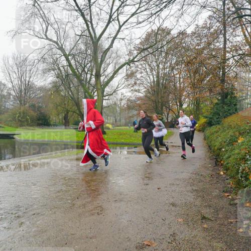 07.12.2025 - St. Pauli X-Mass-Run No. 15 Michael Burmester http://msf.ph/oto/9428147 07.12.2025 11:40:46 Laufen 19 meine-sportfotos.de