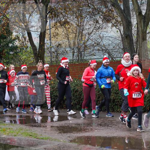 07.12.2025 - St. Pauli X-Mass-Run No. 15 Michael Burmester http://msf.ph/oto/9428157 07.12.2025 10:45:42 Laufen 781, 176, 146, 889, 124, 1129, 1123, 60 meine-sportfotos.de