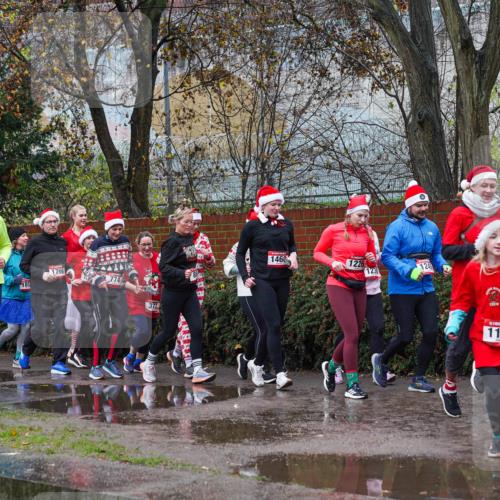 07.12.2025 - St. Pauli X-Mass-Run No. 15 Michael Burmester http://msf.ph/oto/9428158 07.12.2025 10:45:42 Laufen 781, 1766, 774, 185, 377, 1460, 1226, 124, 123, 1129, 558, 1 meine-sportfotos.de
