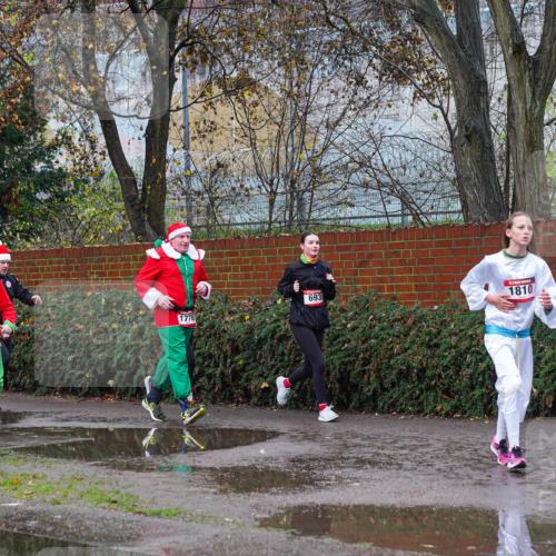 07.12.2025 - St. Pauli X-Mass-Run No. 15 Michael Burmester http://msf.ph/oto/9428182 07.12.2025 10:46:01 Laufen 1420, 2040, 1776, 693, 1810, 180 meine-sportfotos.de