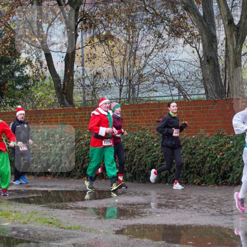 07.12.2025 - St. Pauli X-Mass-Run No. 15 Michael Burmester http://msf.ph/oto/9428184 07.12.2025 10:46:01 Laufen 1422, 2040, 1810, 1778, 1776 meine-sportfotos.de